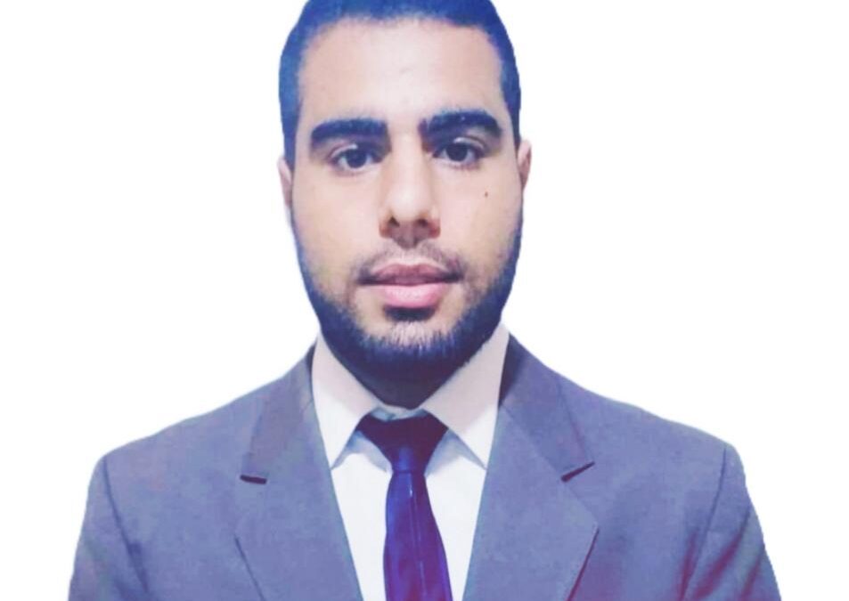 علاء عفانة يكتب : القراءة غذاء العقل والروح